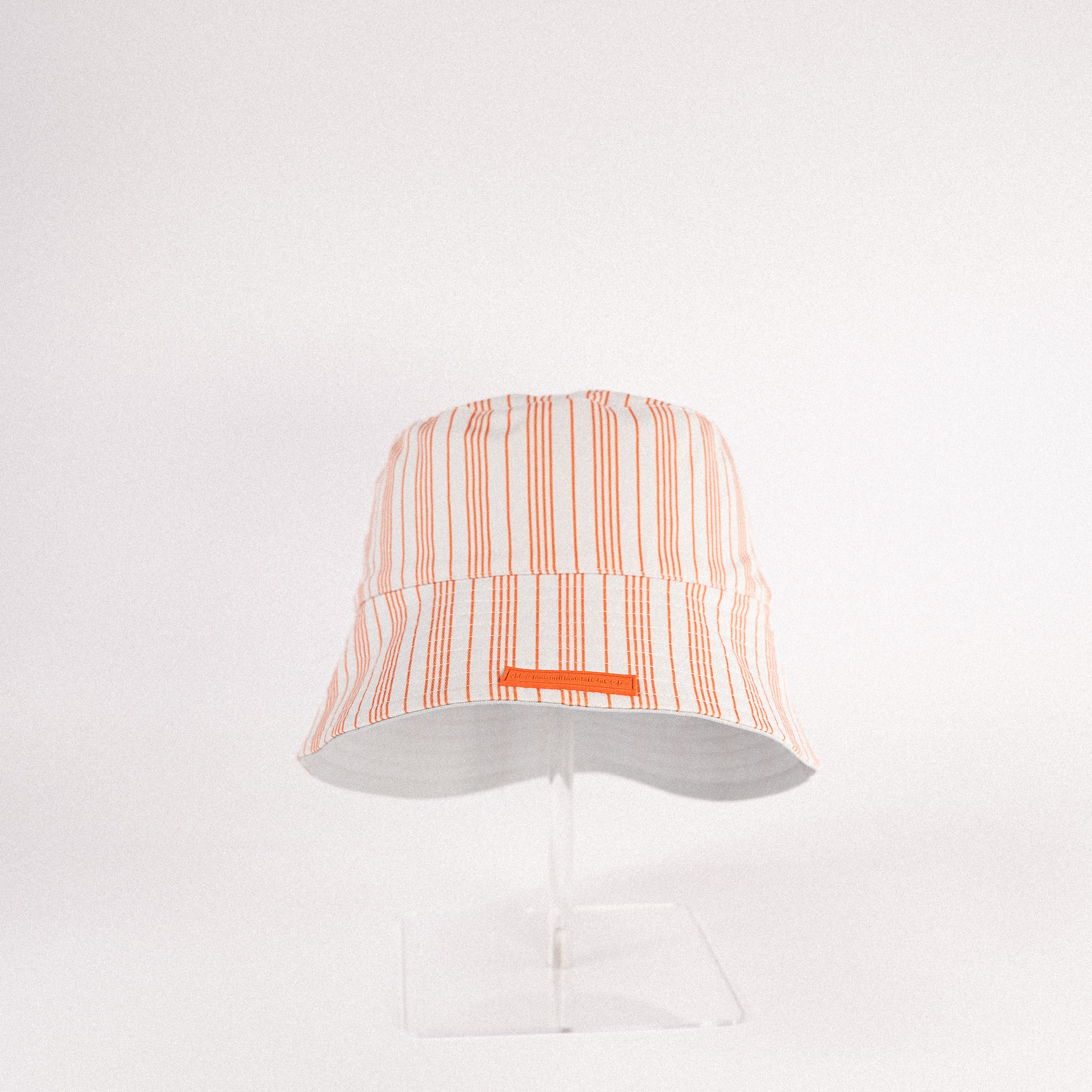 (A)MORE / SLATKA KA’ CUKAR • Dvostrani pamučni bucket šešir