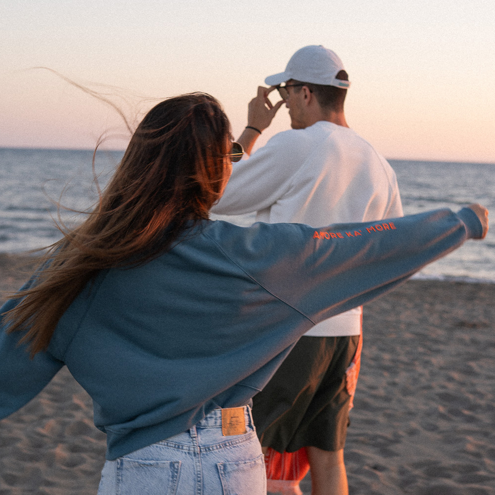 SAMO LAGANO / AMORE KA’ MORE • Women’s Cropped Sweatshirt